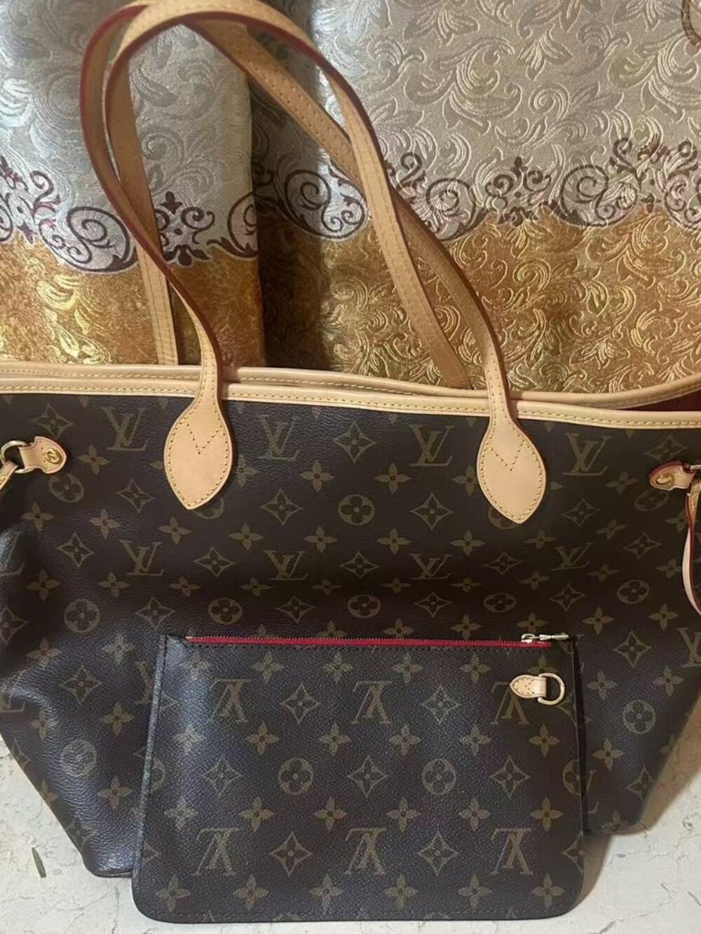LOUIS VUITTON Brown Monogram Neverfull MM Tote Bag
